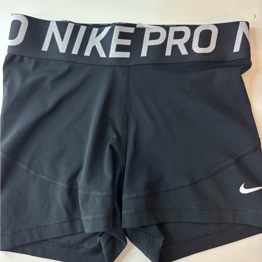 Nike Black Athletic Shorts for Performance